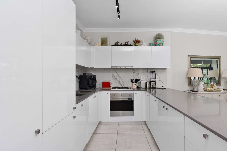 3 Bedroom Property for Sale in Paardevlei Western Cape